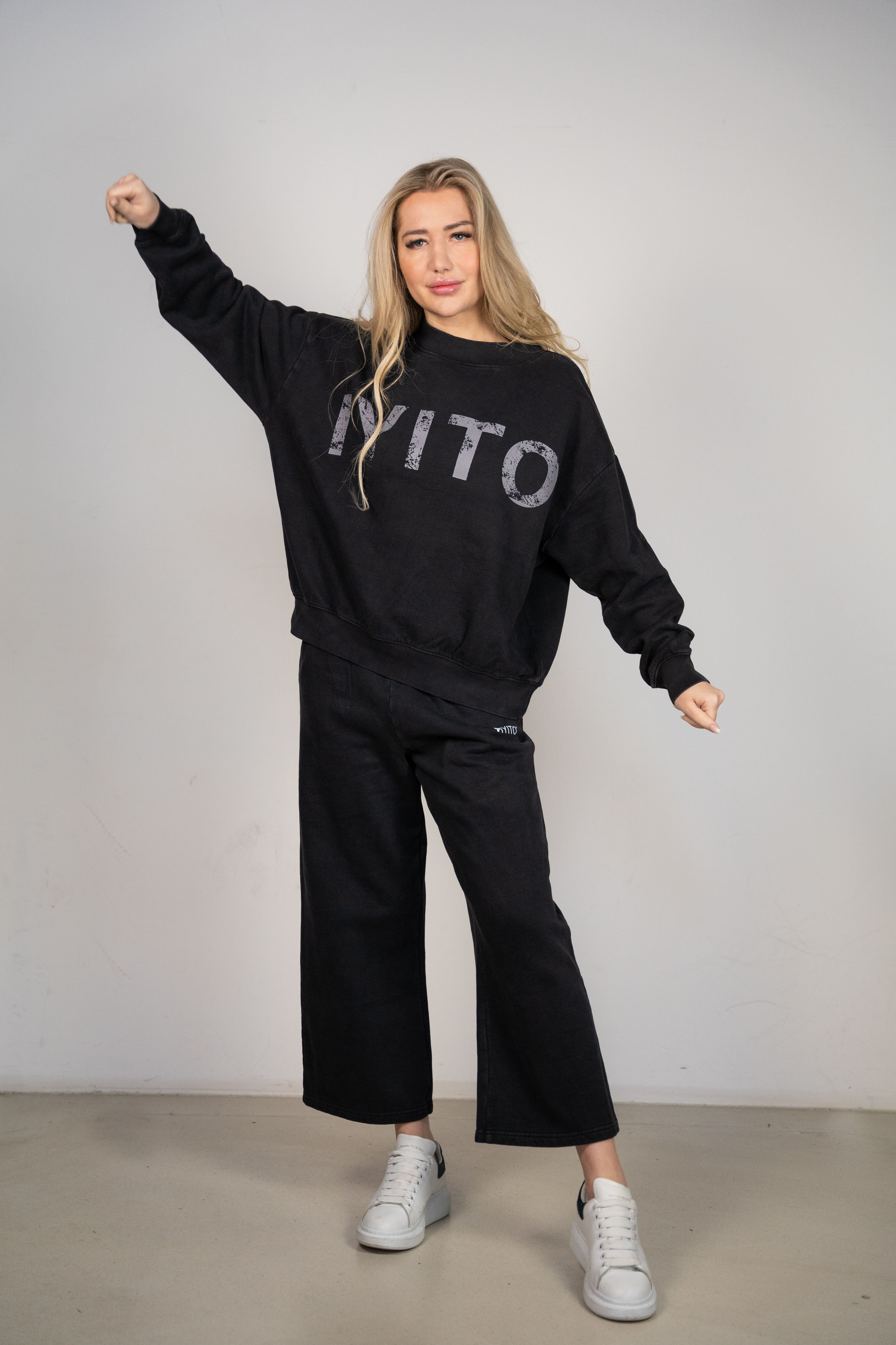 Color 185 - 2 - 13.jpg