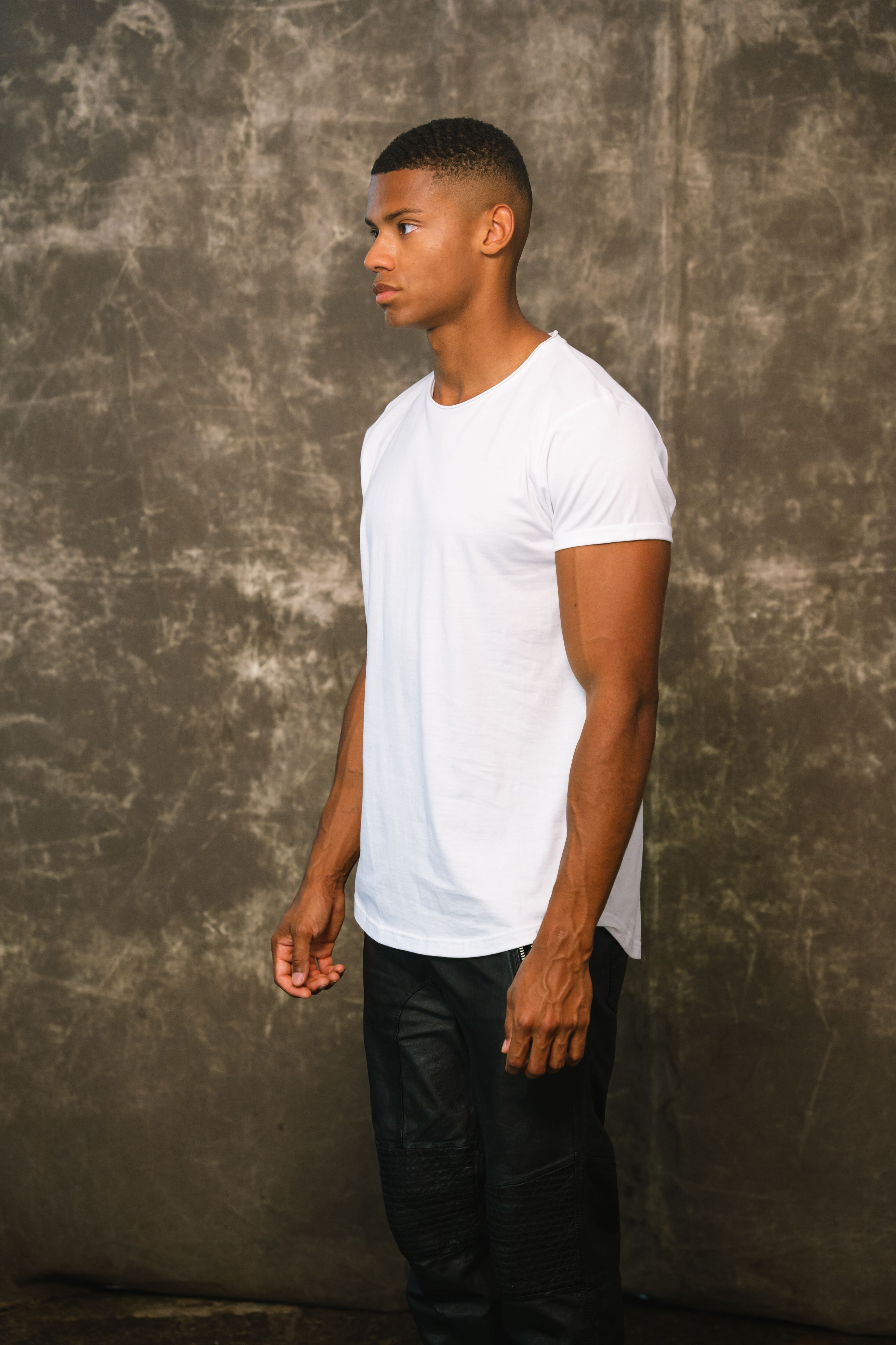 Color 110 - 2 - Arlo White Side.jpg