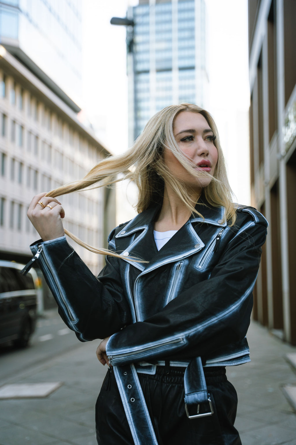 Color 100 - 1 - Cara_Front_Image.jpg