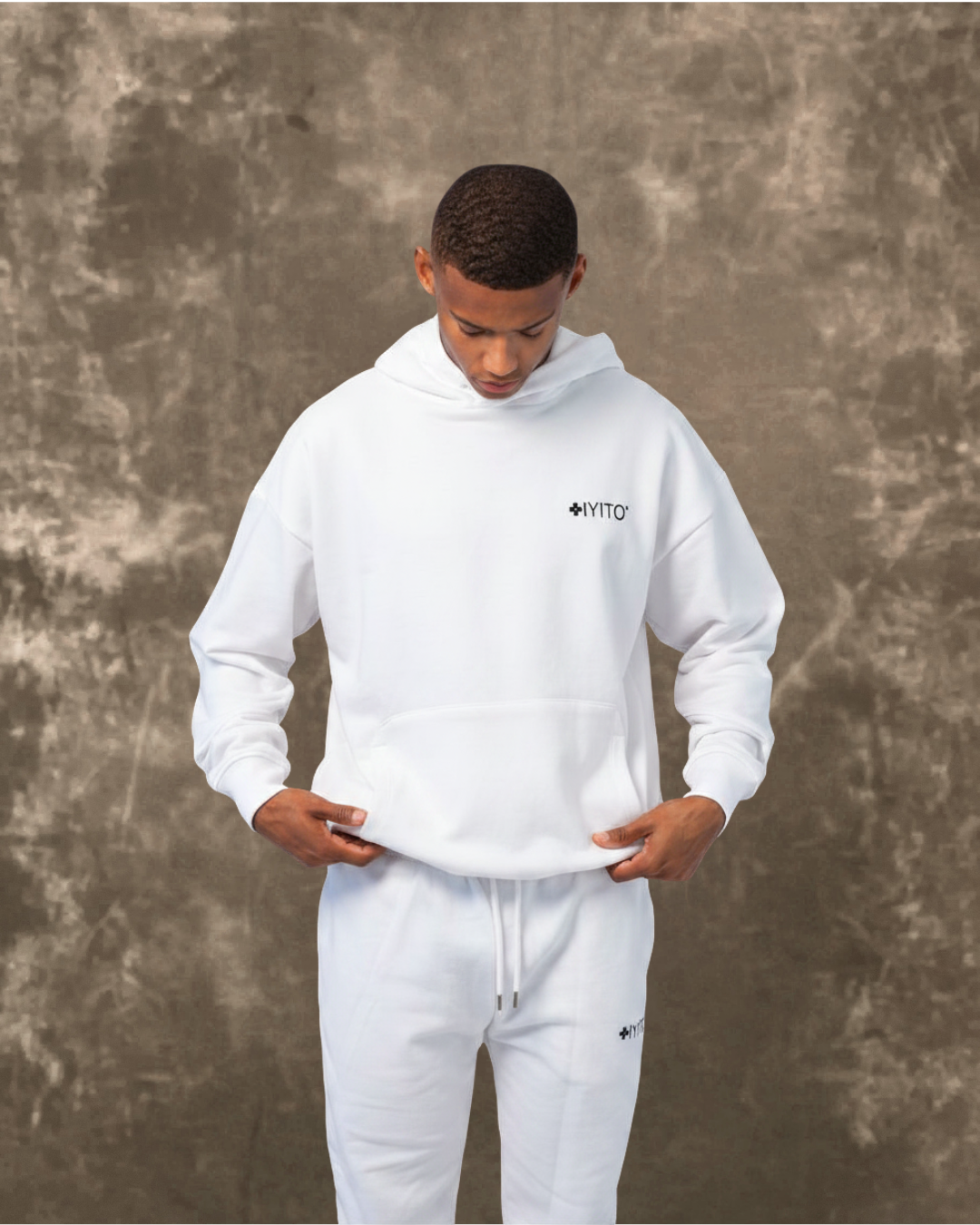 Color 170 - 7 - Hunter_white_front.png