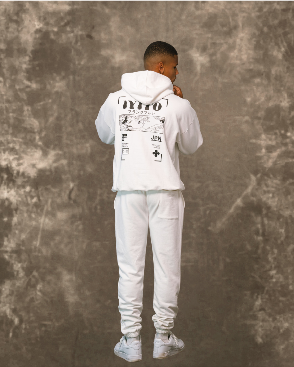 Color 170 - 8 - Hunter_white_set.png