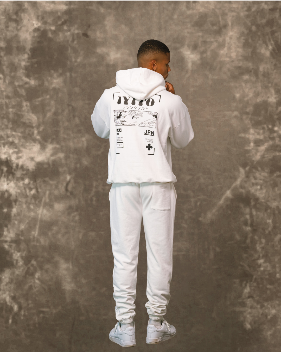 Color 170 - 8 - Hunter_white_set.png