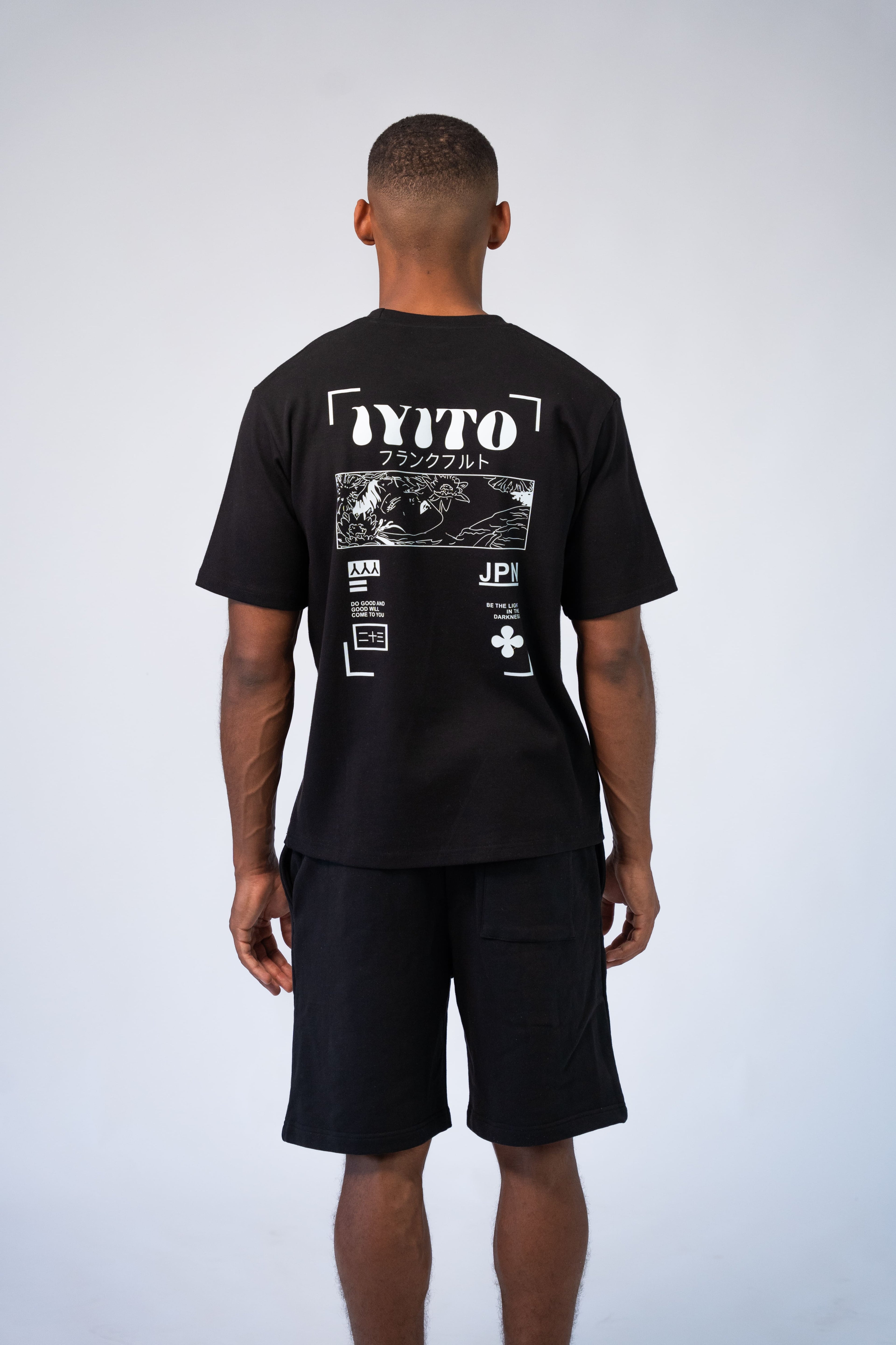 Color 100 - 1 - Jesper Black Back.jpg