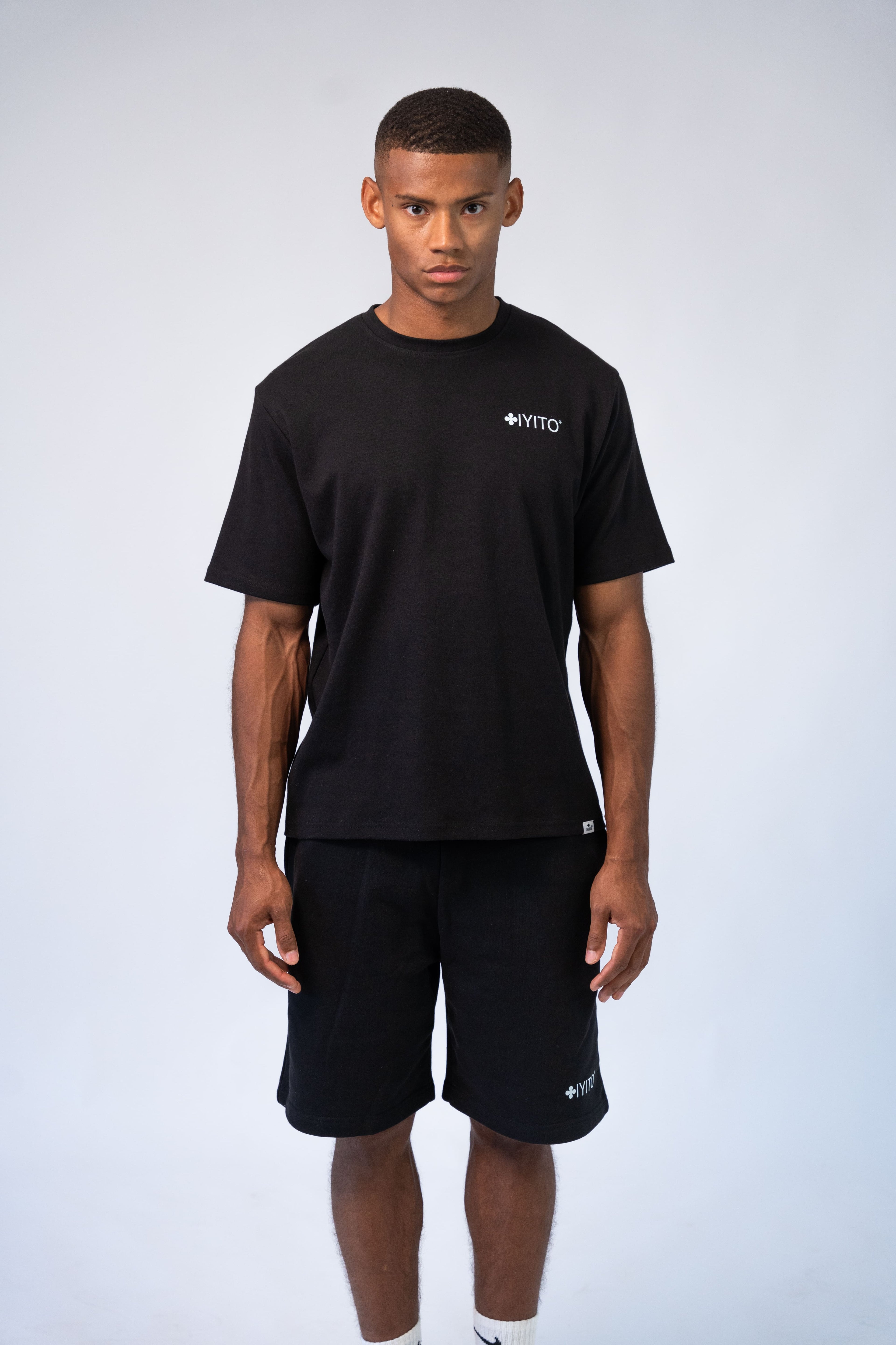 Color 100 - 3 - Jesper Black Front.jpg