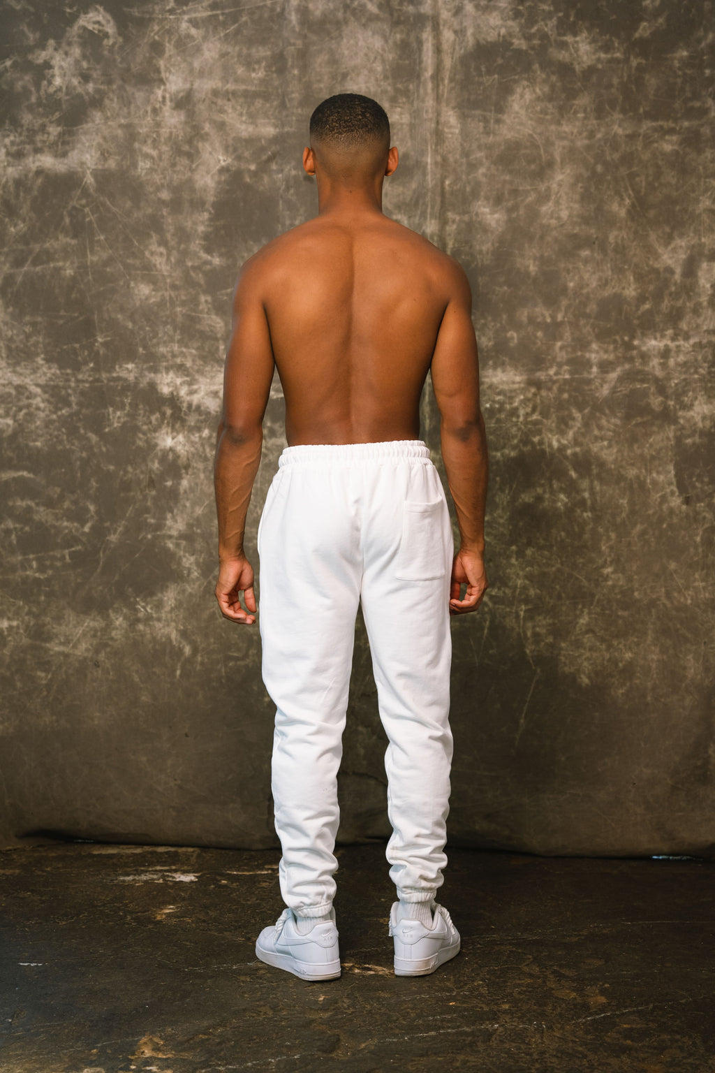 Color 170 - 4 - Luca White Back.jpg