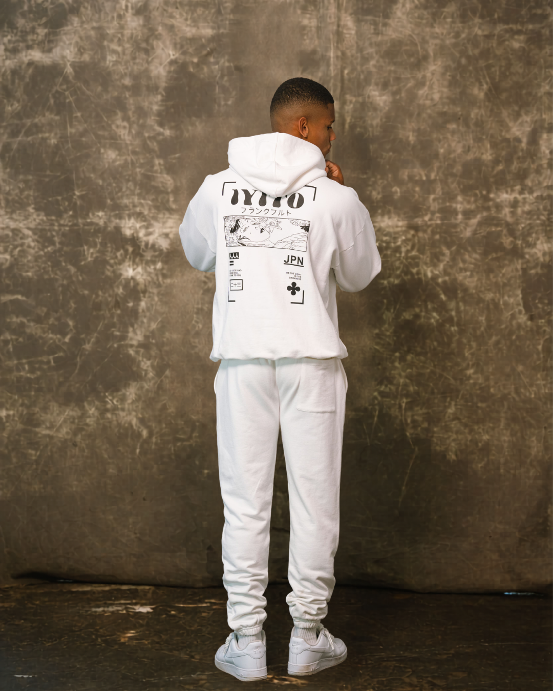 Color 170 - 8 - Luca_white_set.png