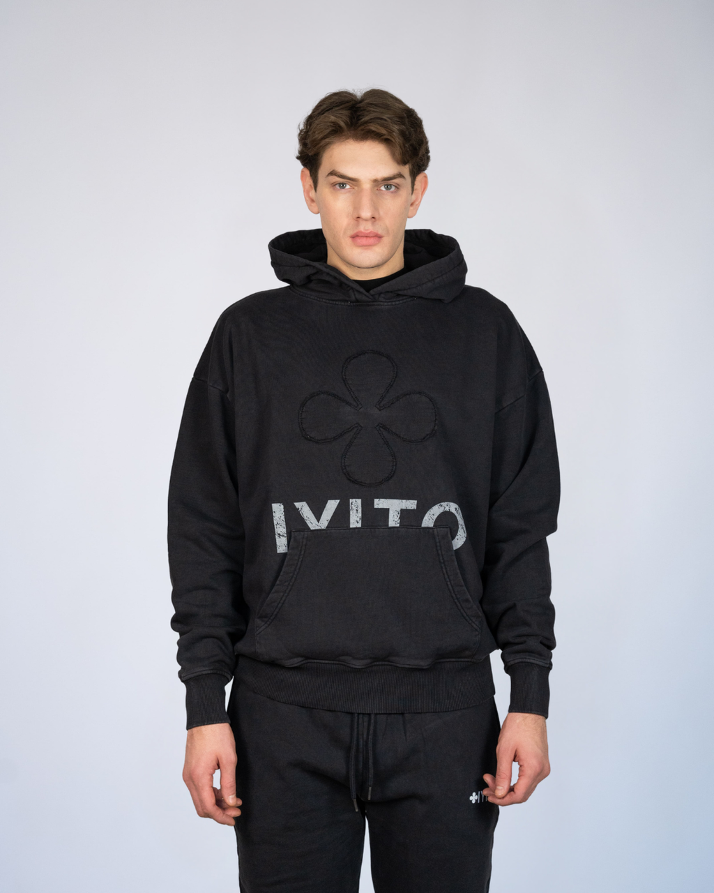 Color 185 - 1 - Maddox_Vintage_Black.jpg
