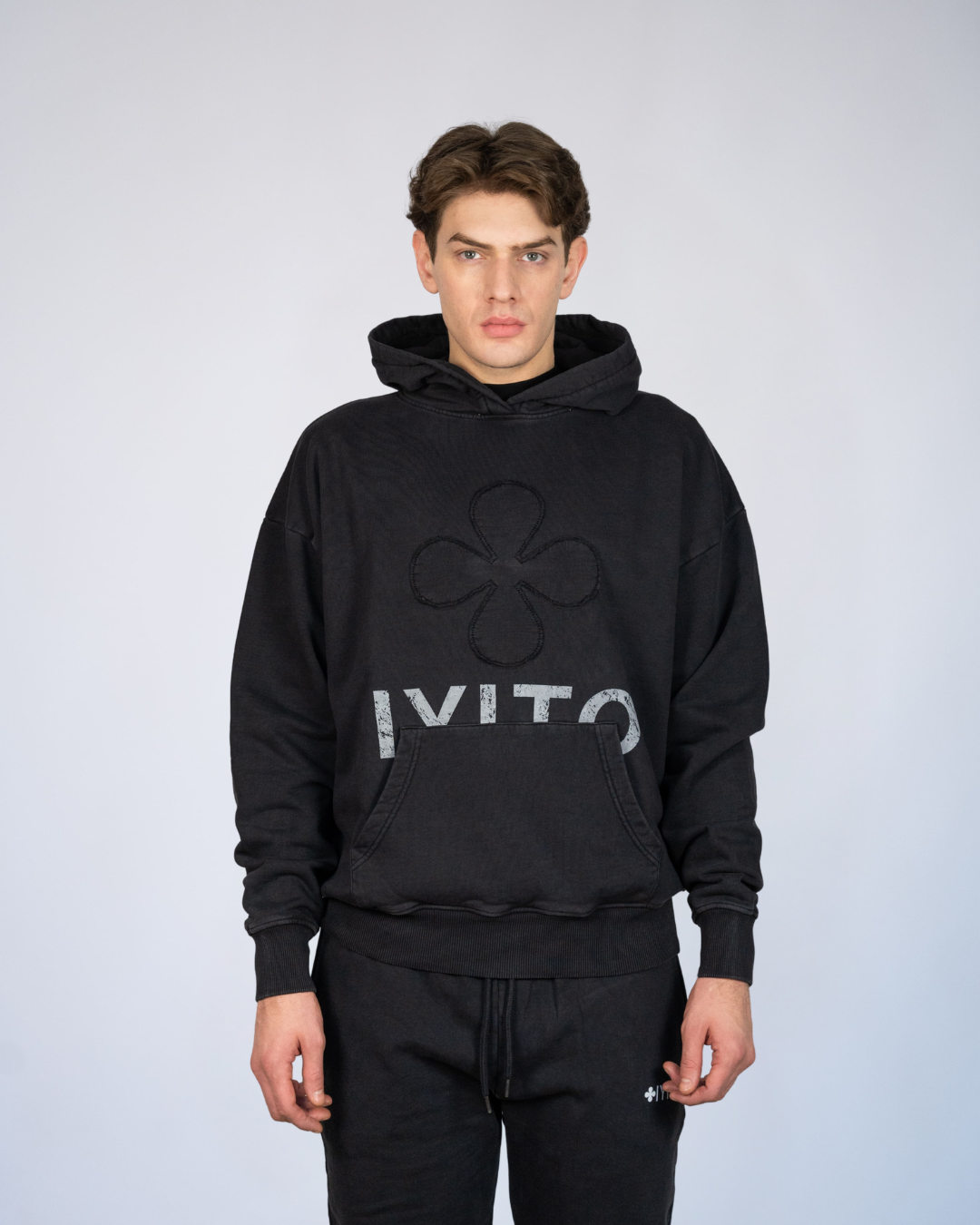 Color 185 - 1 - Maddox_Vintage_Black.jpg