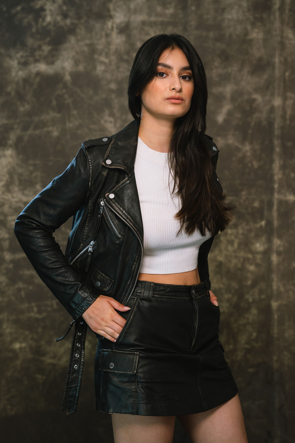 Color 180 - 3 - Malia Front 1.jpg