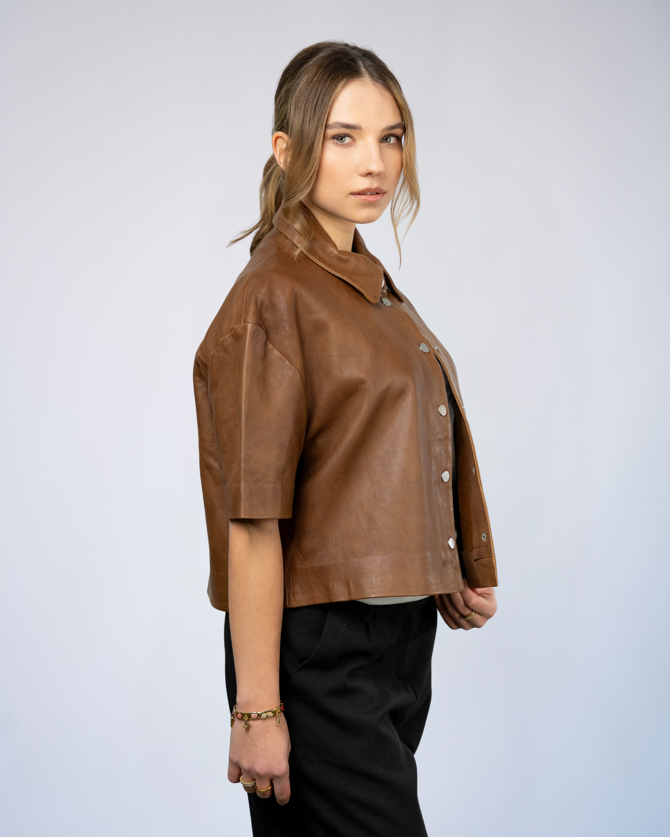 Color 101 - 5 - Marissa_brown_side.jpg