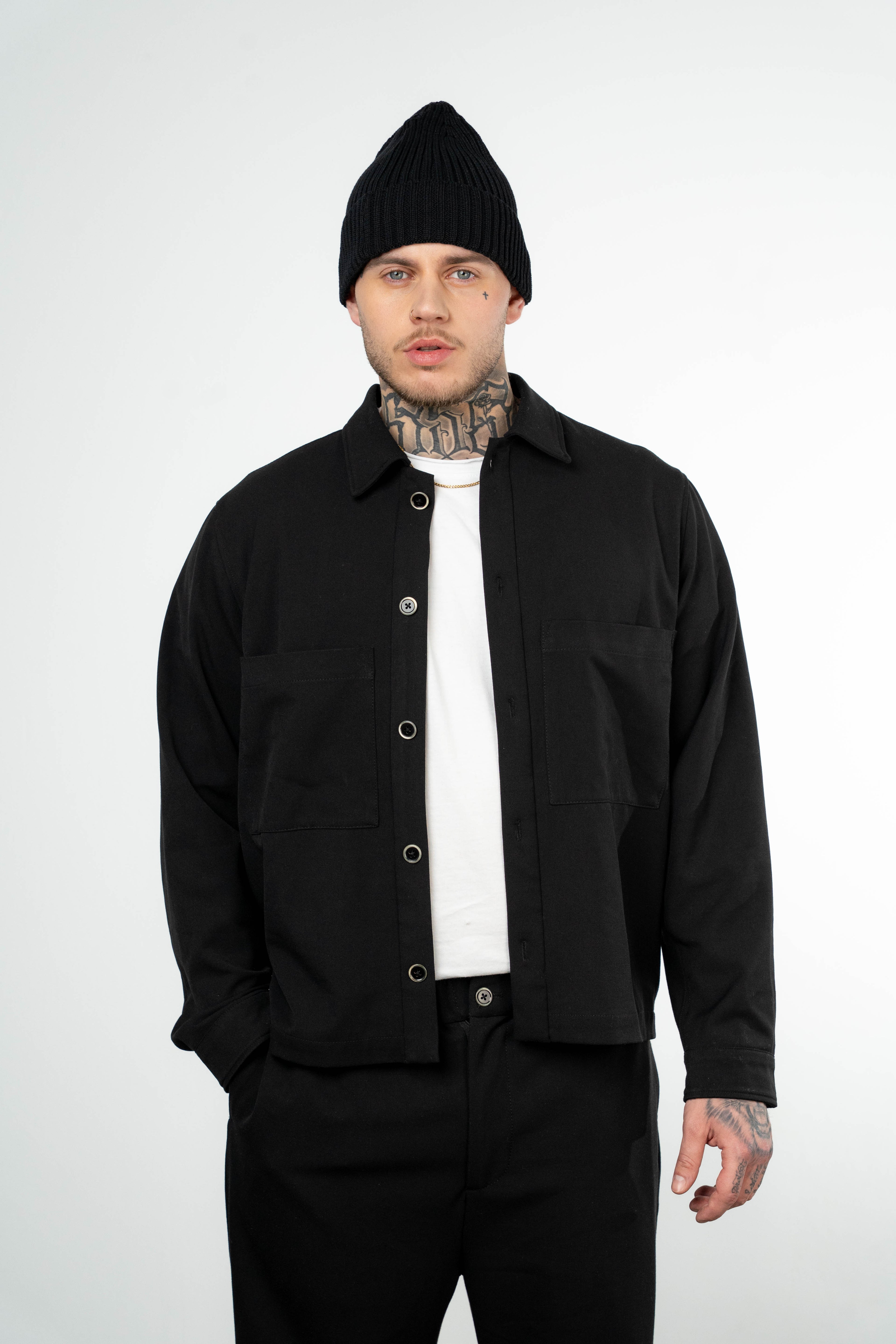 Color 100 - 1 - Martin_black_front.jpg