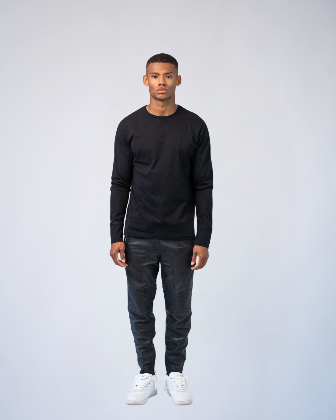 Color 100 - 1 - Mason_black_front.png