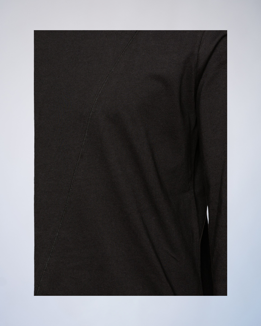 Color 100 - 4 - Mason_black_product_detail.png
