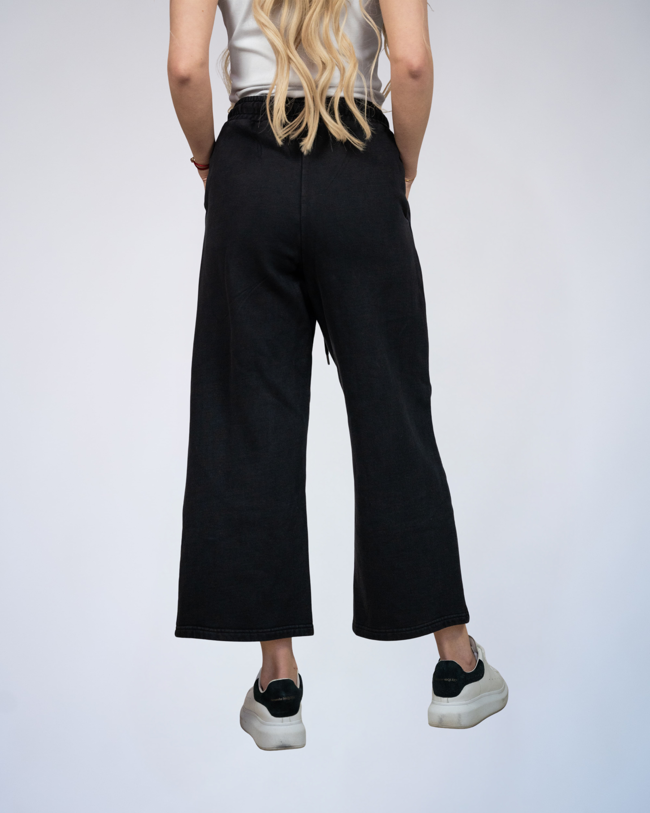 Color 185 - 4 - Millie_Vintage_Black_Back