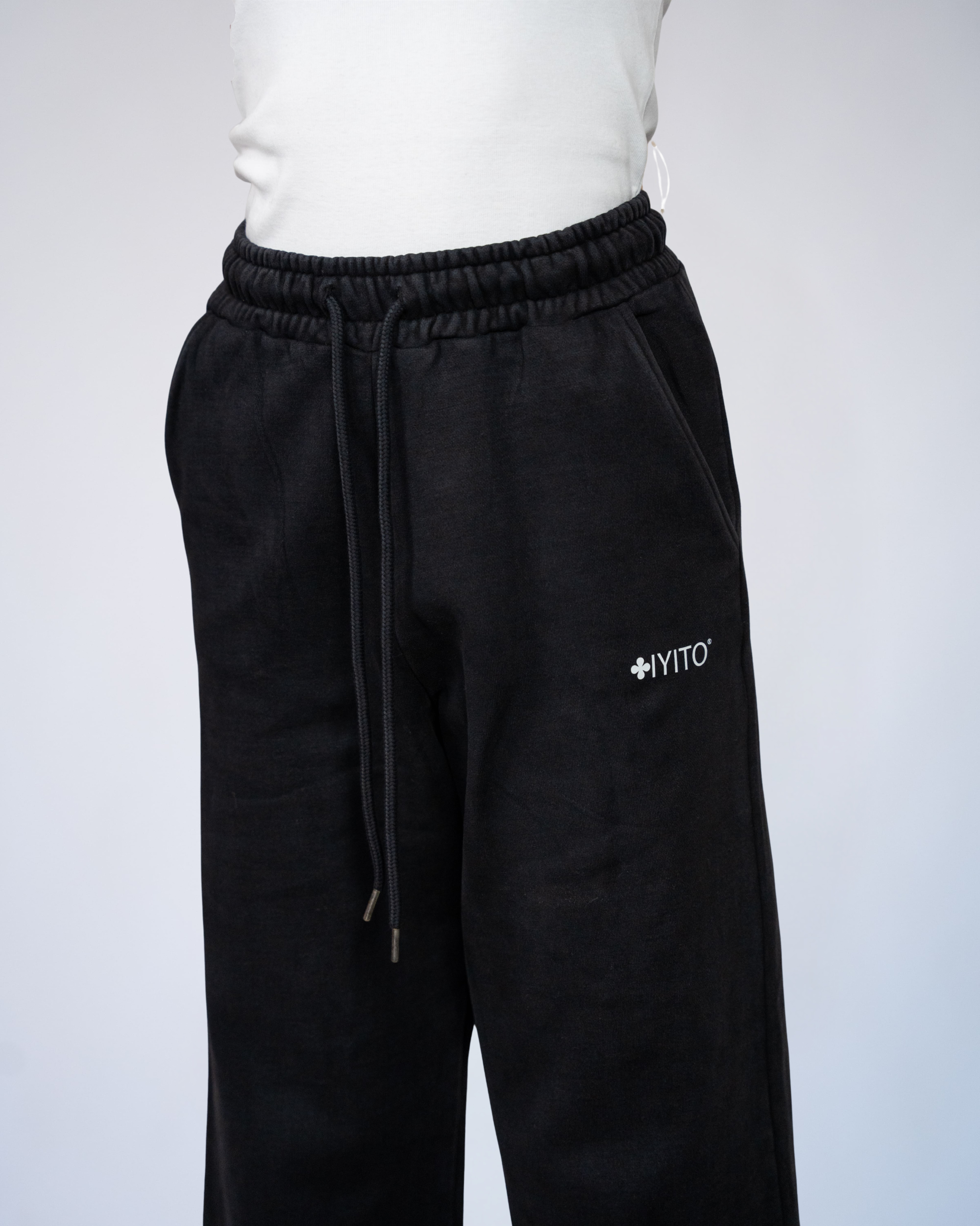 Color 185 - 2 - Millie_Vintage_Black_Detail