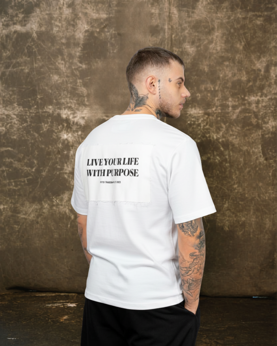 Color 170 - 3 - IYPedro_offwhite_front.jpg