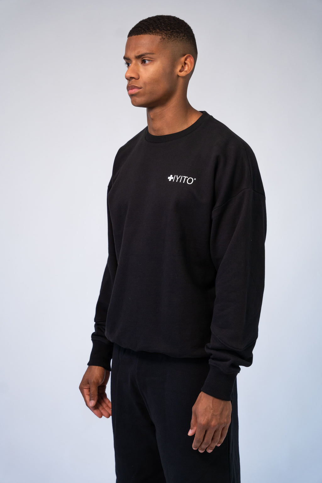 Color 100 - 3 - Rowan Black Side.jpg