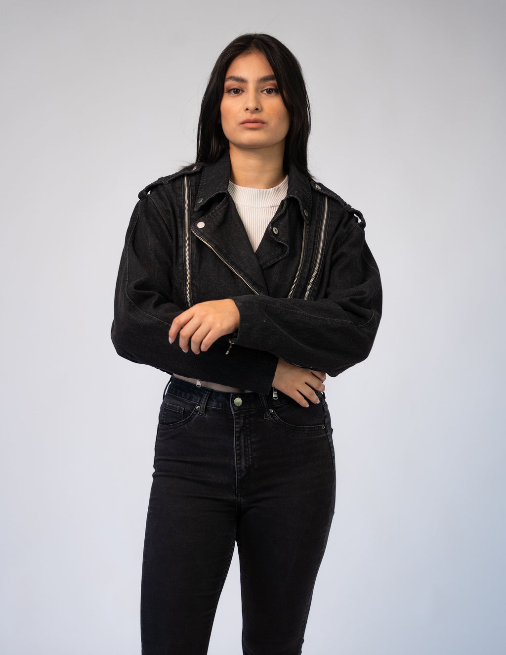 Color 100 - 3 - Sophia Denim Black 2.jpg