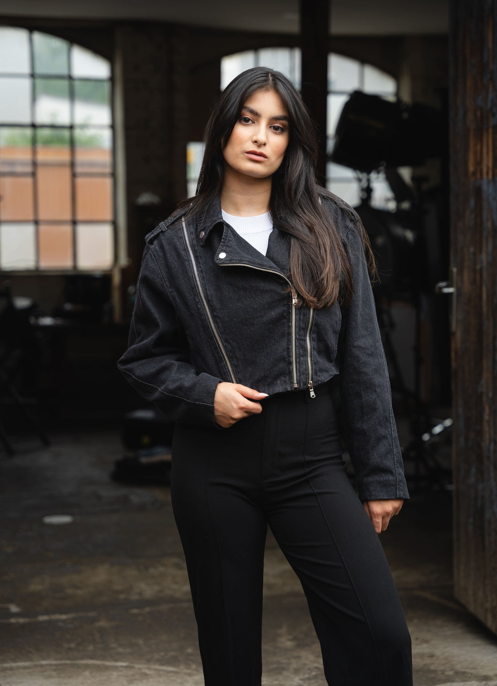 Color 100 - 1 - Sophia Denim Black Image 1.jpg